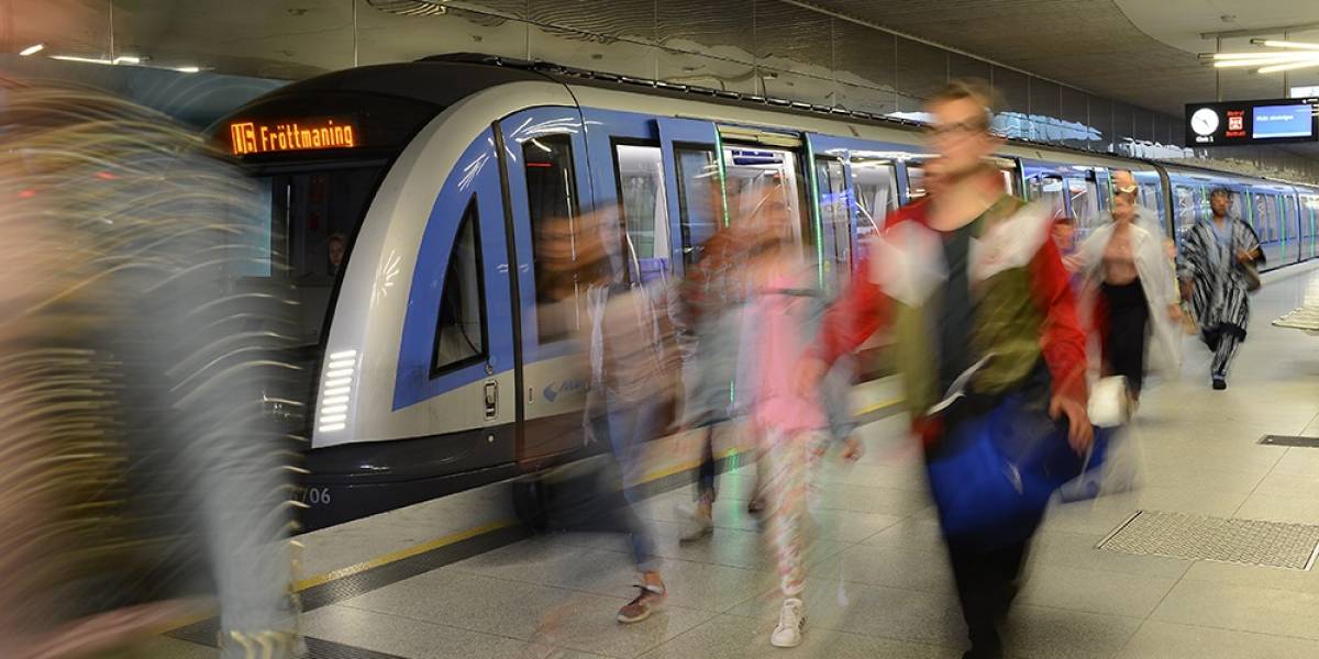 mvg_ubahn_verschwommen
