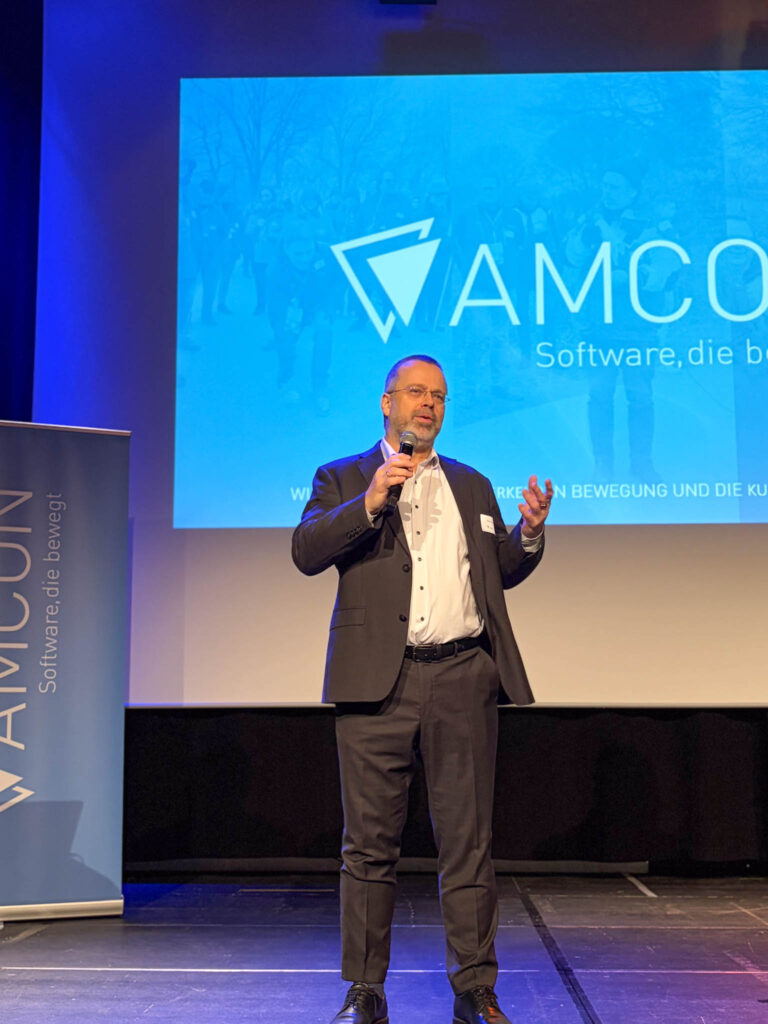 Olaf hält Vortrag auf Vortragsreihe